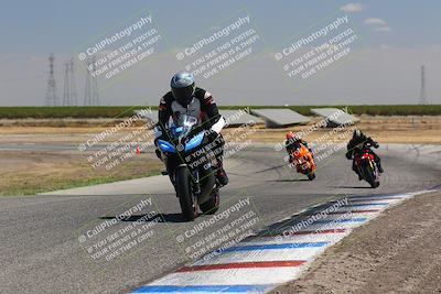 media/Sep-04-2023-Lets Ride (Mon) [[34443f911e]]/B Group/1220pm (Wheelie Bump)/